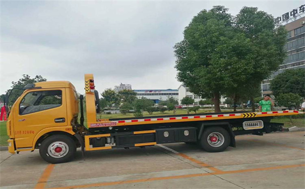 武隆定远24小时拖车救援电话号码，定远道路救援公司怎么收费的